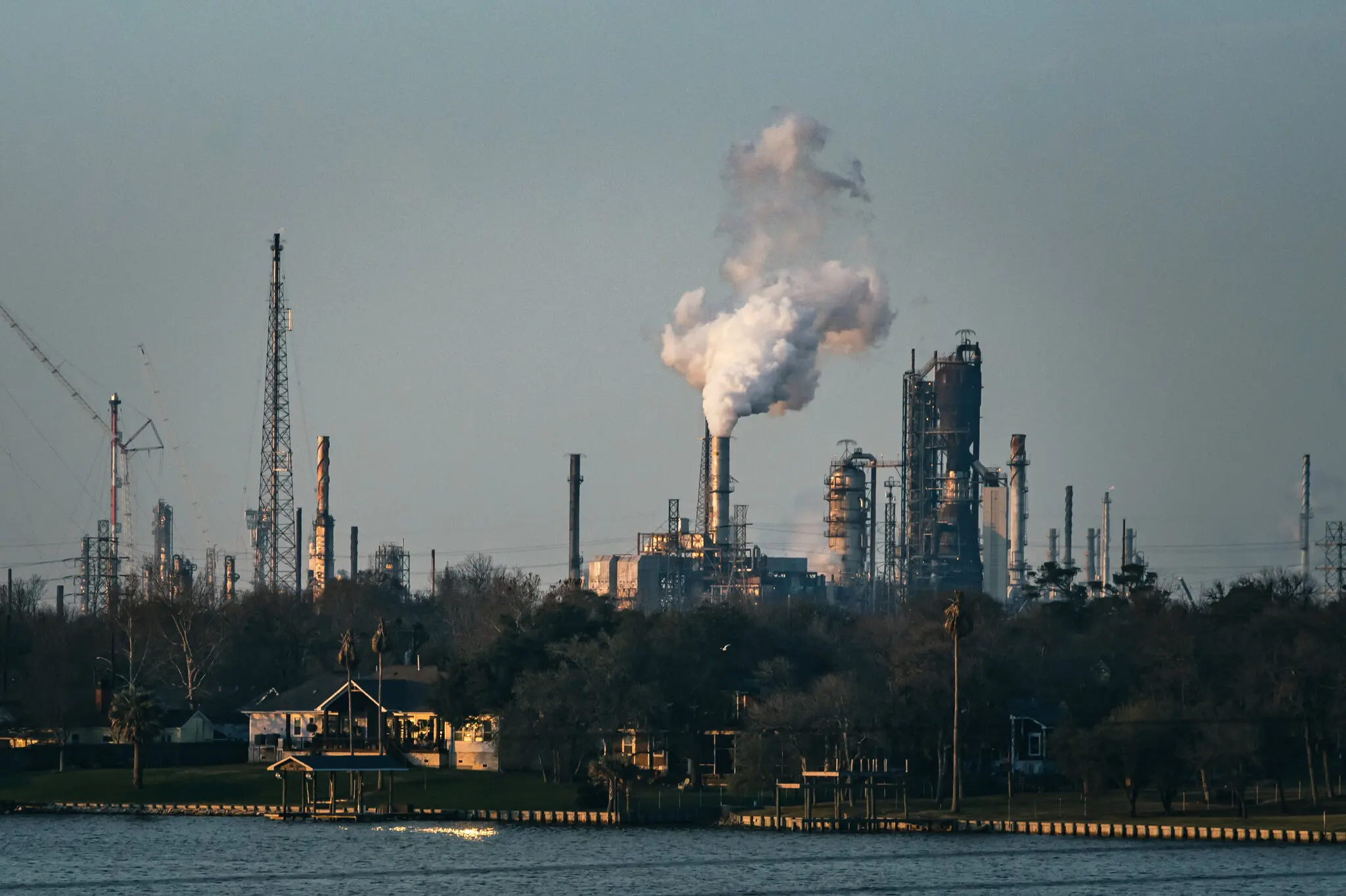 Формальдегід під протекцією лобі: як команда Трампа переписує правила хімічної безпеки